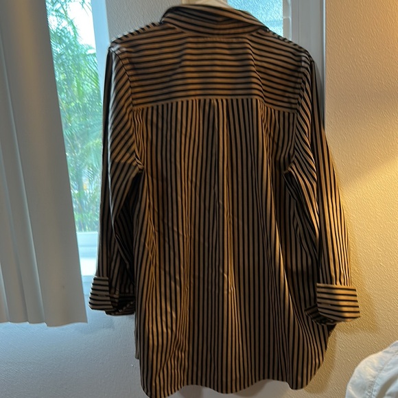 Chicos sz 2 No Iron tunic blouse EUC - Picture 5 of 5
